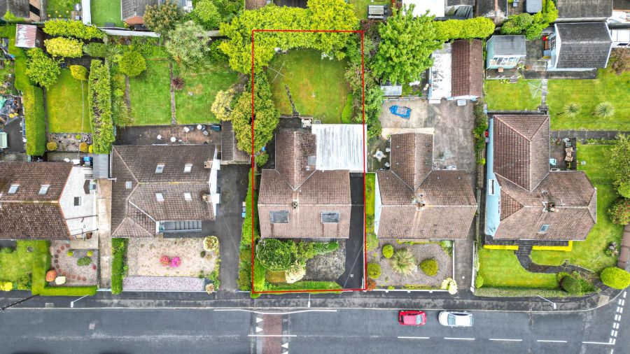 6 Abbey Drive