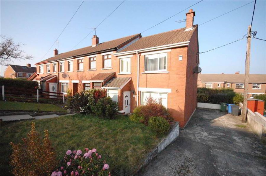 18 Silverstream Park