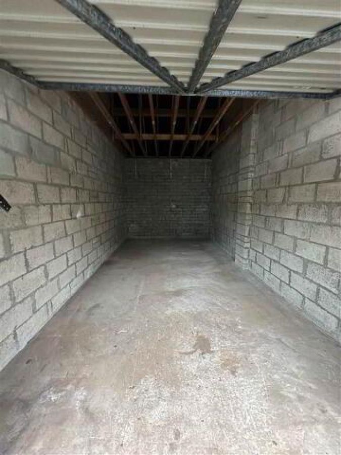 Lock Up Garages And Store To The Rear Of 97 Victoria Road