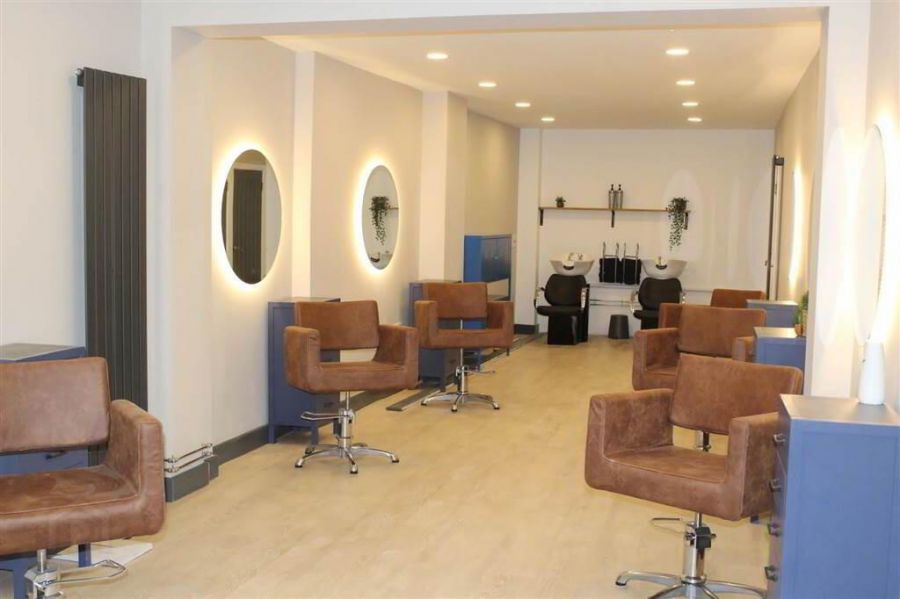 Hair Salon Chairs For Rent, 10 Market Street