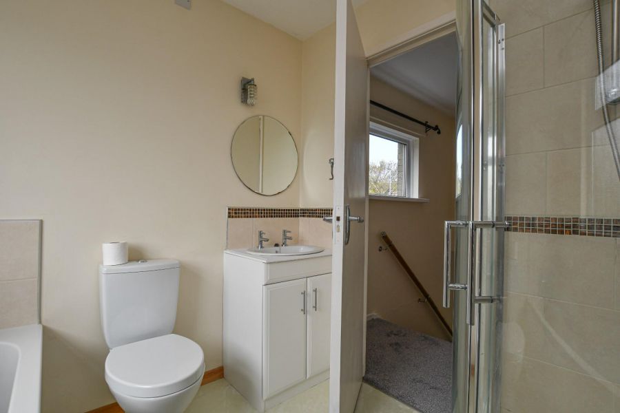 8 Ballymacormick Crescent