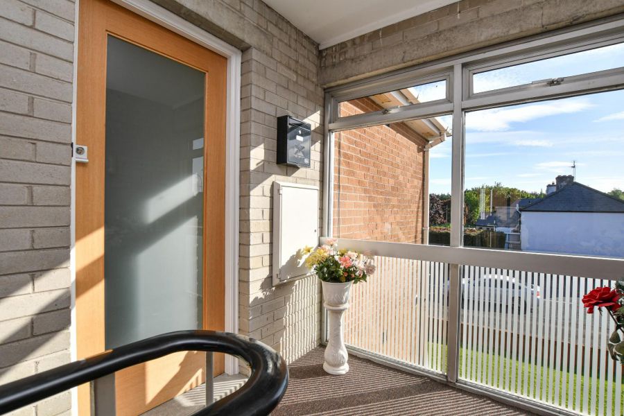 5 Sunningdale Court