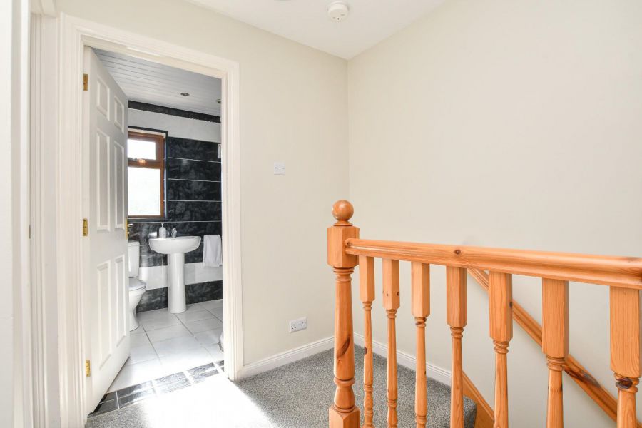 75 Stonebridge Gardens