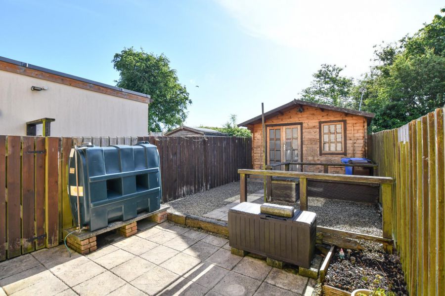 75 Stonebridge Gardens