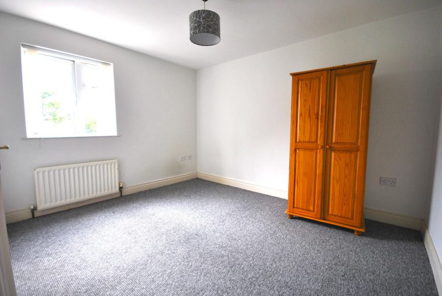 3 Alexander Mews 8B Pound Street