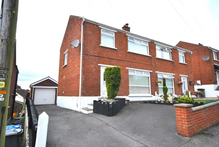 10 Copeland Crescent