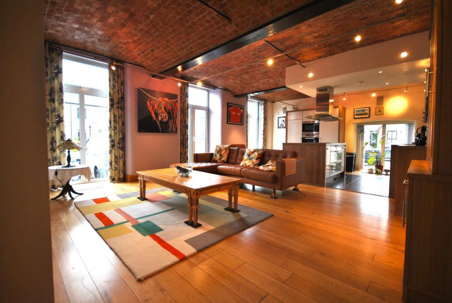 1 The Flax House, The Mill Village