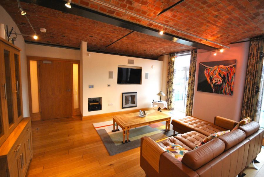 1 The Flax House, The Mill Village