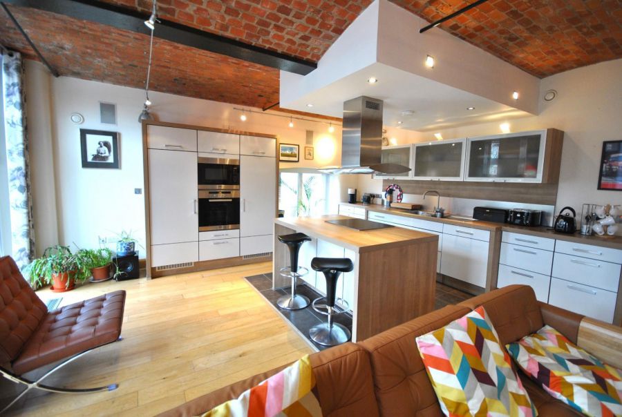 1 The Flax House, The Mill Village