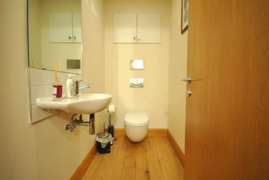 1 The Flax House, The Mill Village