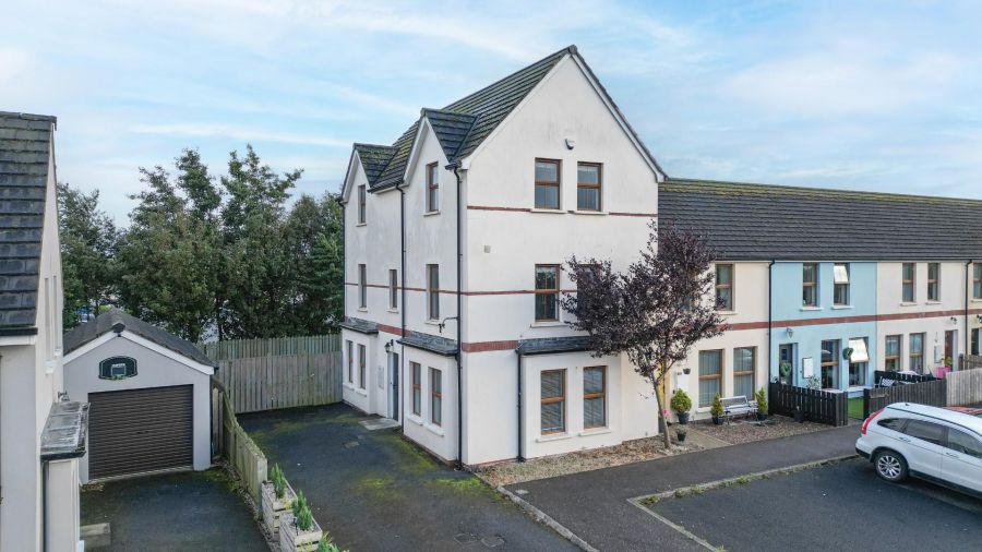 66 Longfield Way