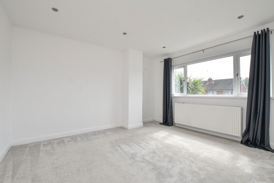 26 Castlelodge Avenue