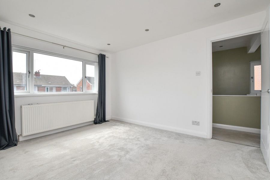 26 Castlelodge Avenue