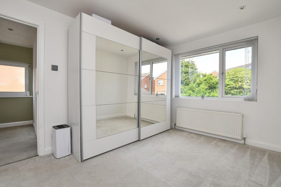 26 Castlelodge Avenue