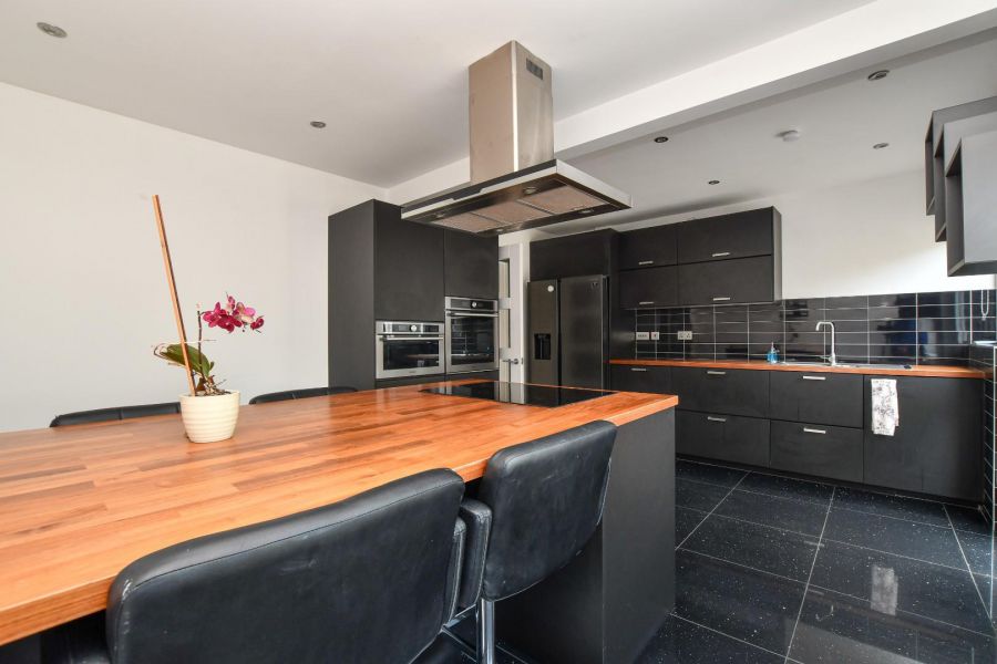 26 Castlelodge Avenue