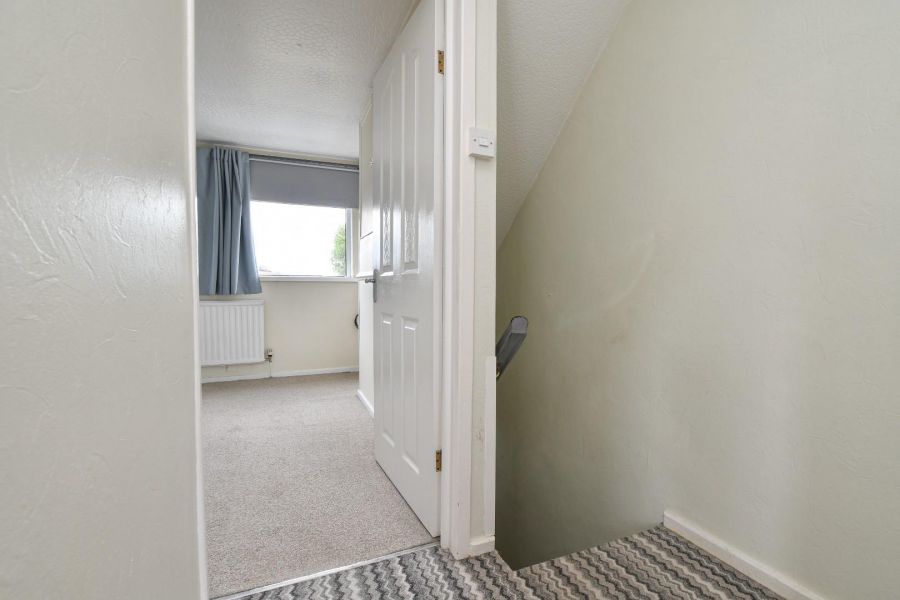 12 Lower Crescent