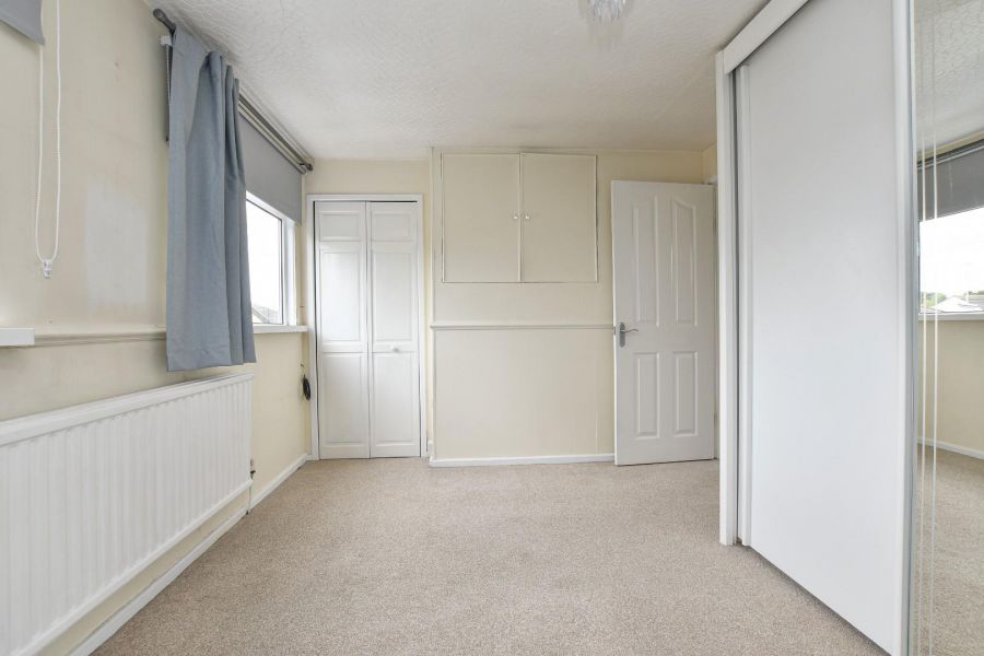 12 Lower Crescent