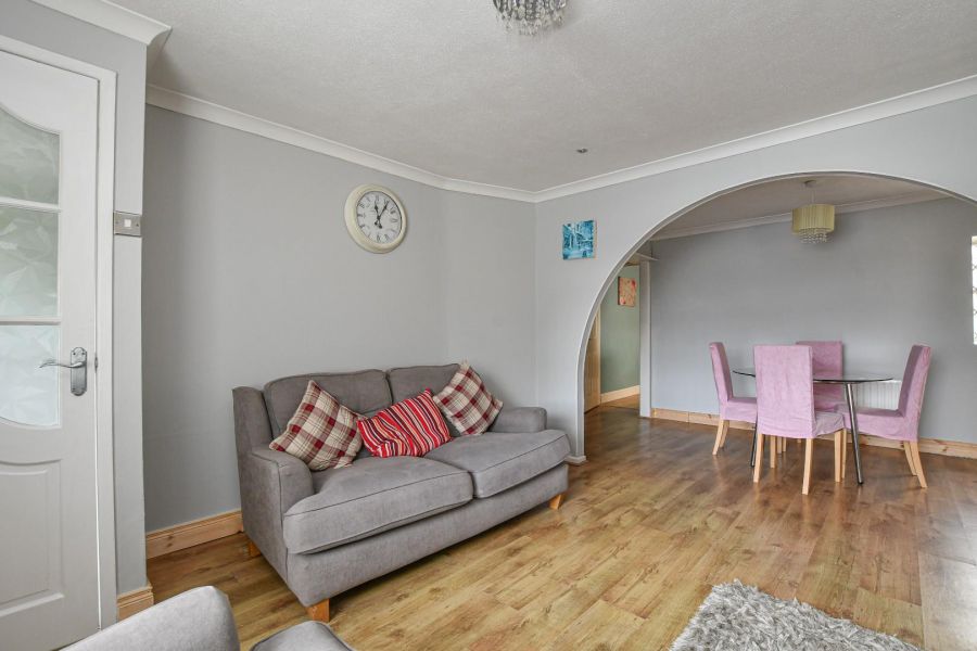 12 Lower Crescent