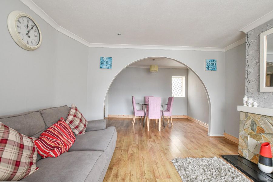 12 Lower Crescent