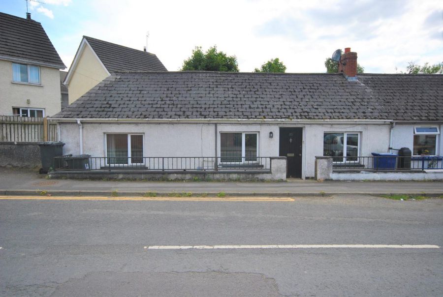 10 Castle Lane