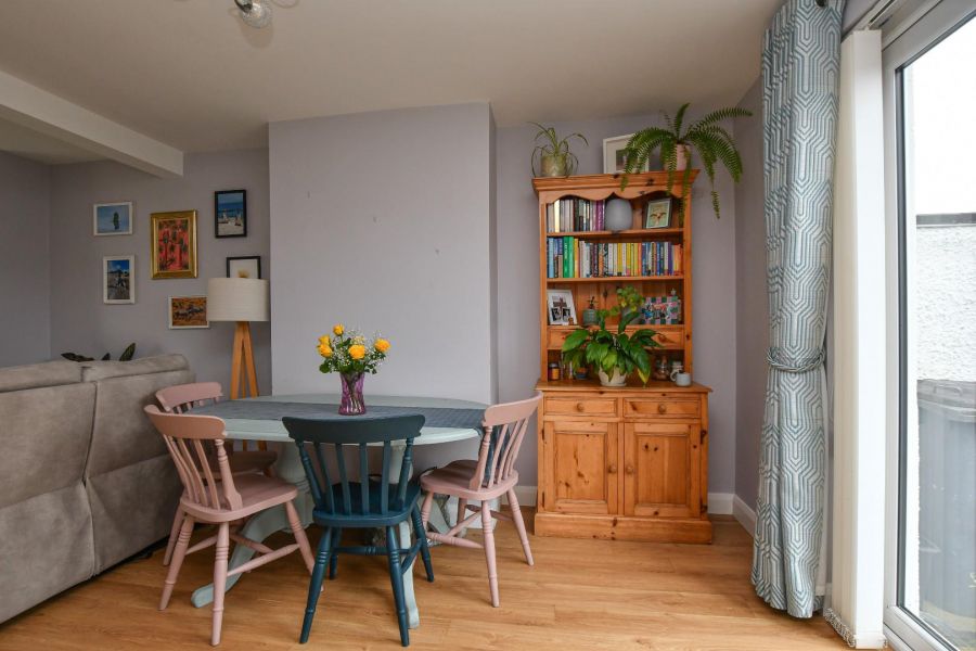 28 Coronation Crescent