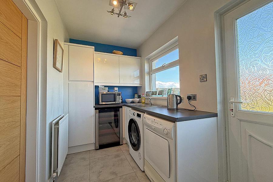 17 Caldwell Park