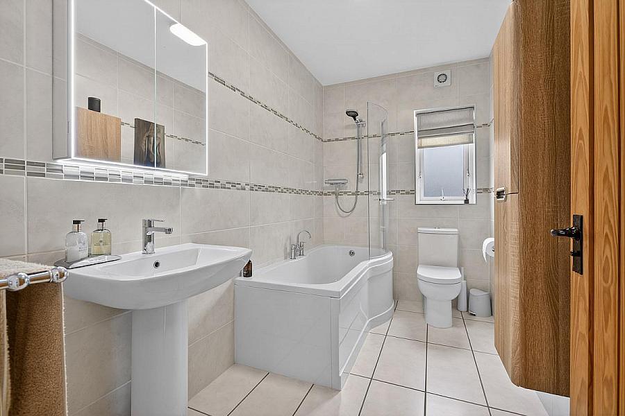 3 Mccormick Brae, Moyarget Road