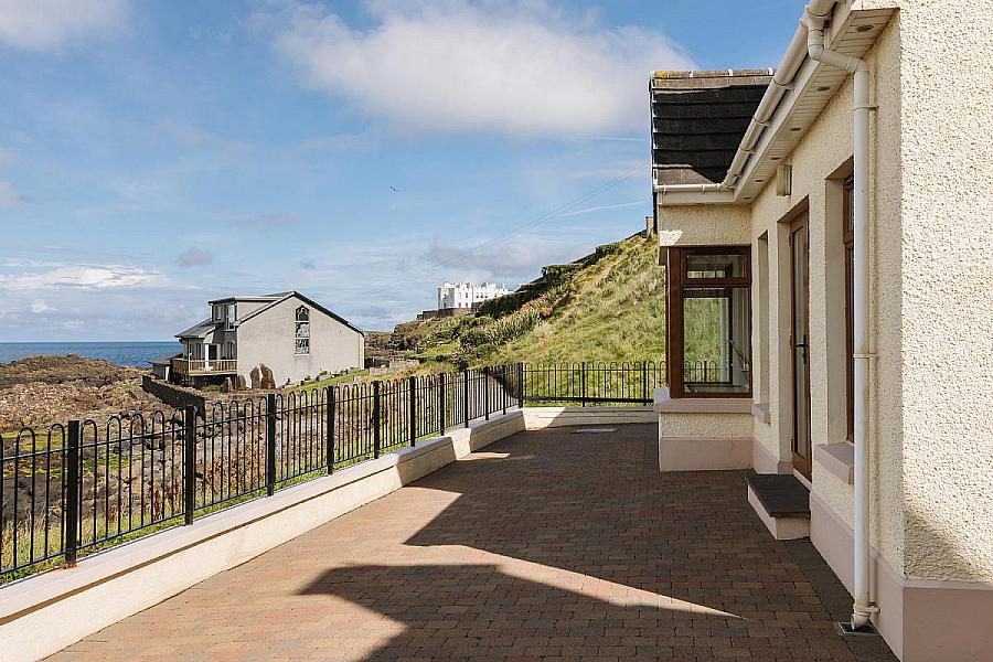 34 Strand Road