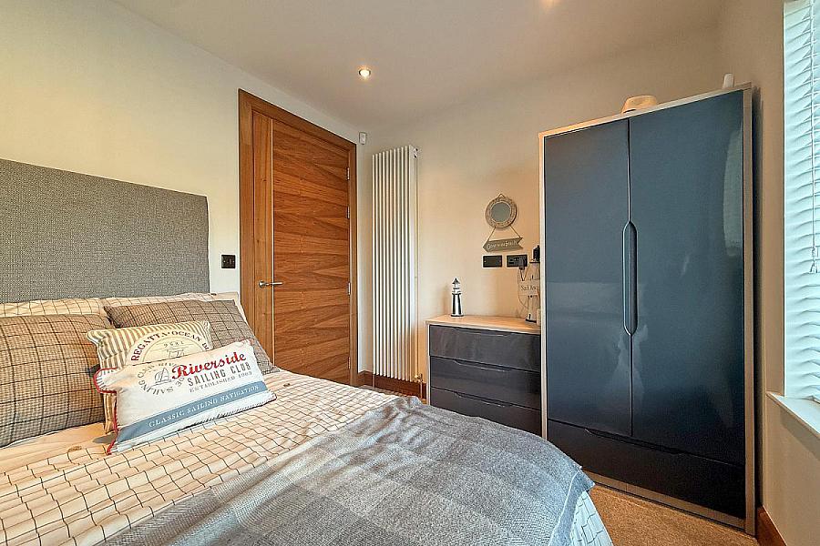 C2 The Edgewater, Strand Road