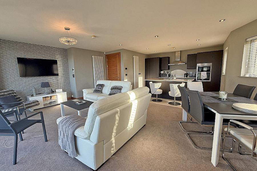 C2 The Edgewater, Strand Road