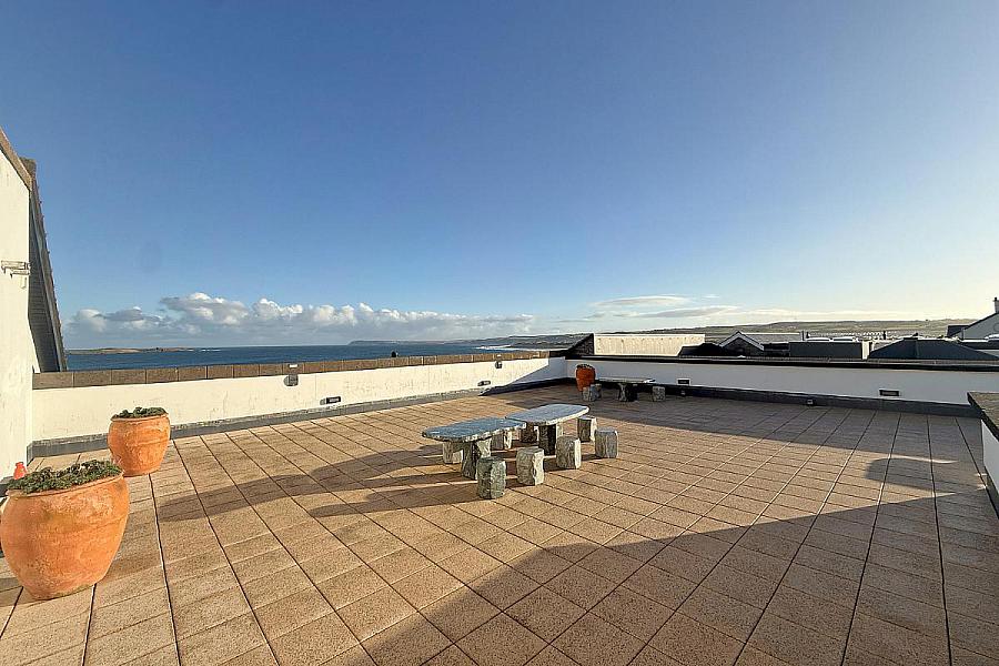 24 Carrig Na Rone, Bath Street