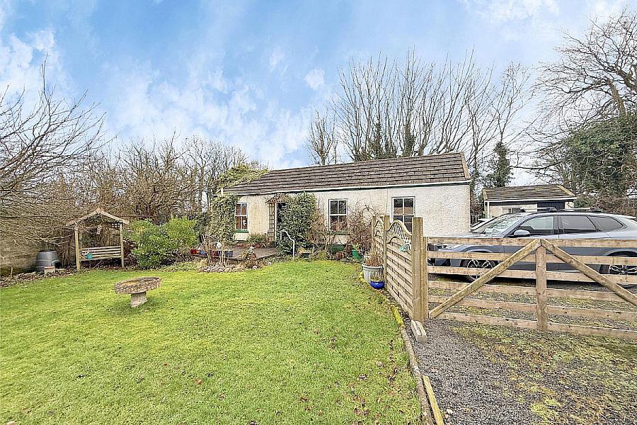 Basket Cottage, 74A Castlecat Road