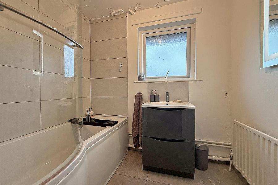 89 Mullaghacall Crescent