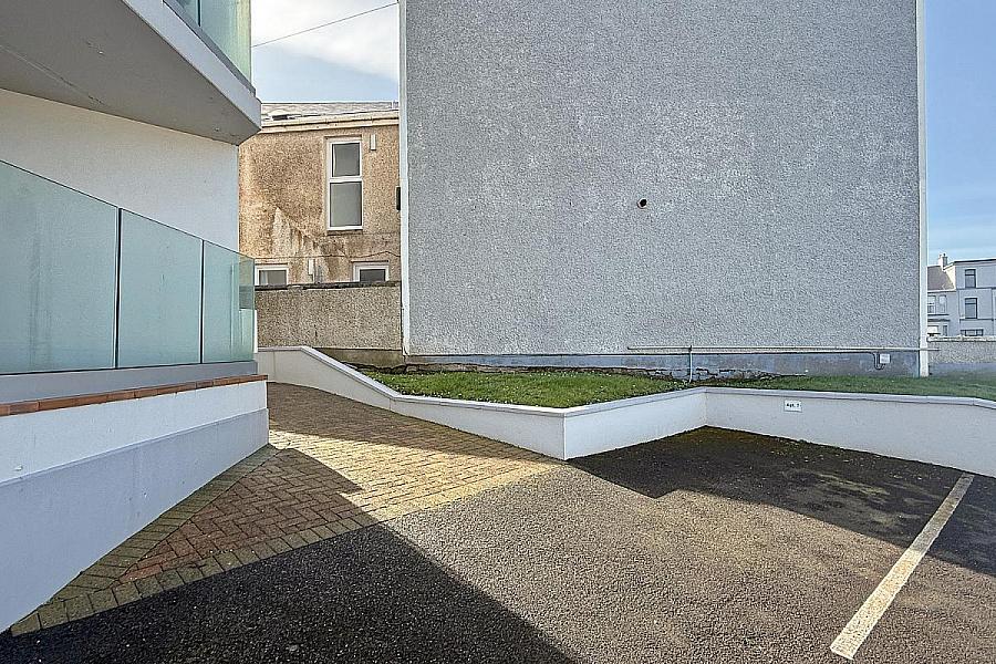 7 Highview Court, High Road