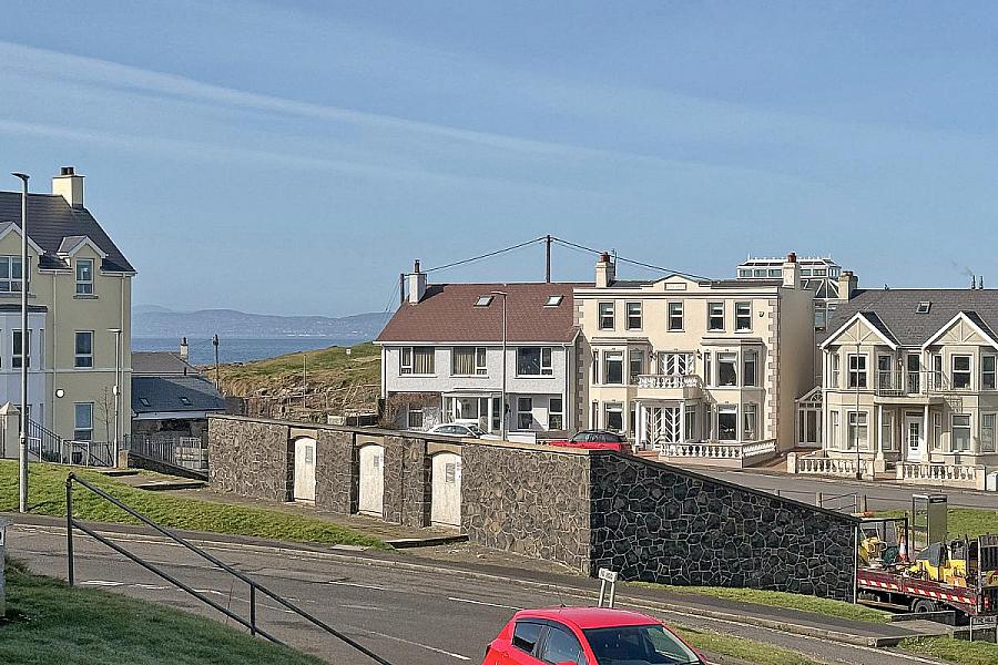 7 Highview Court, High Road