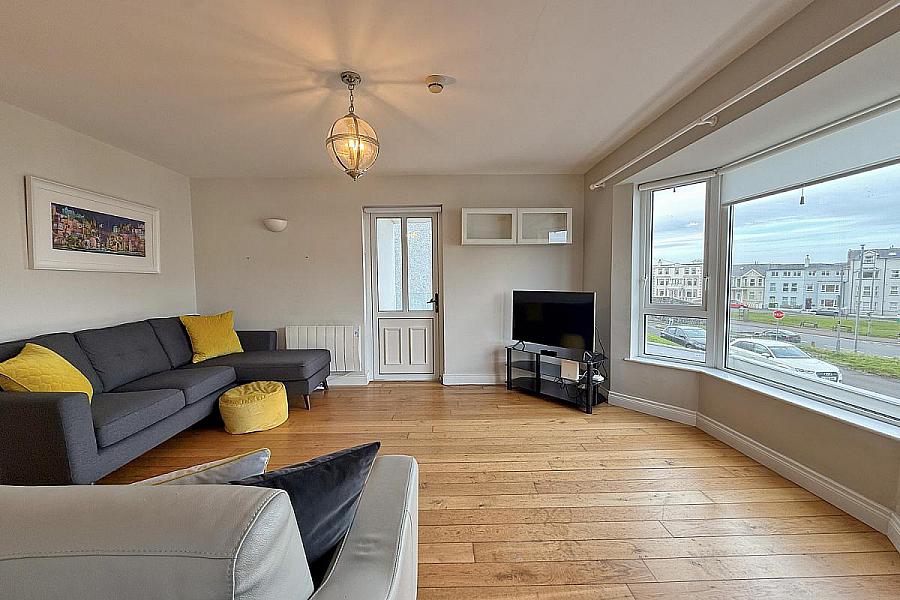 7 Highview Court, High Road