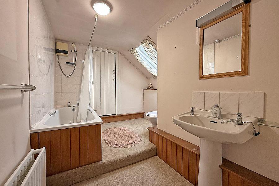 Lochreys Cottage, 71 Ballaghmore Road