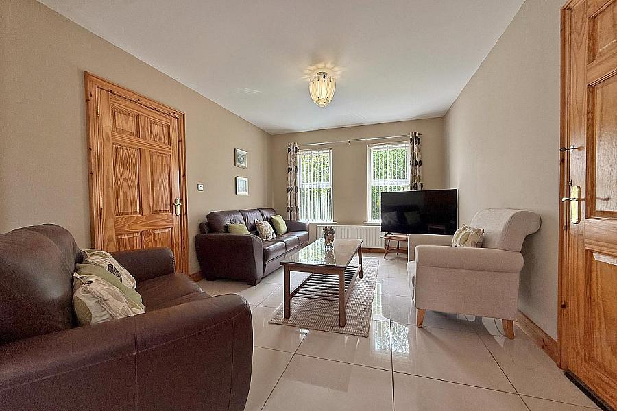 25 Seneirl Road, Castlecatt