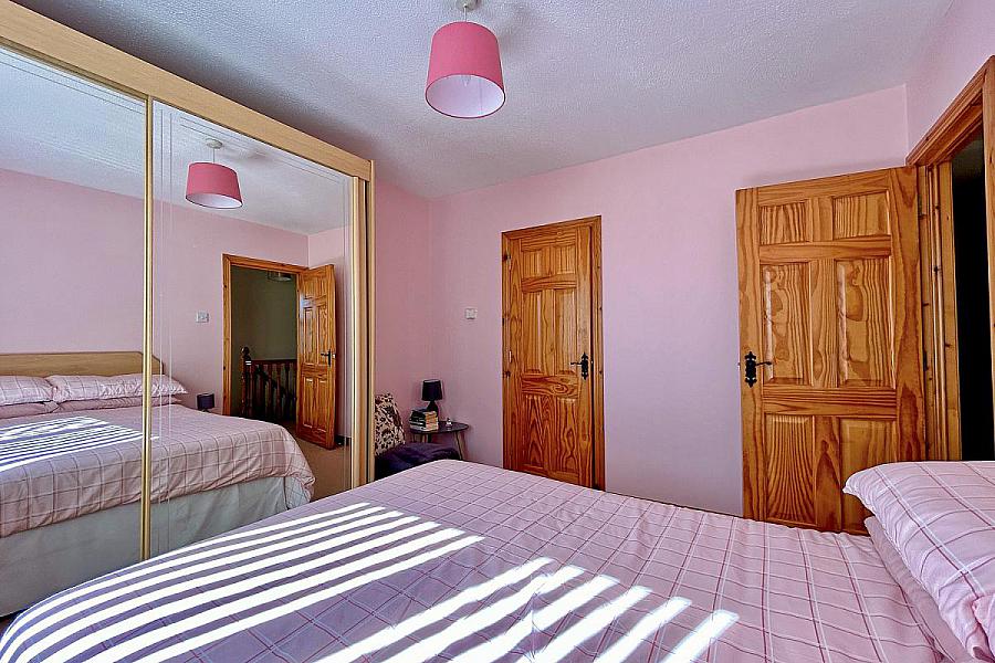17 Dunluce Cottages
