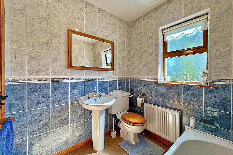 17 Dunluce Cottages
