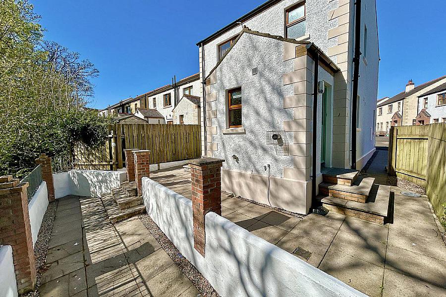 17 Dunluce Cottages