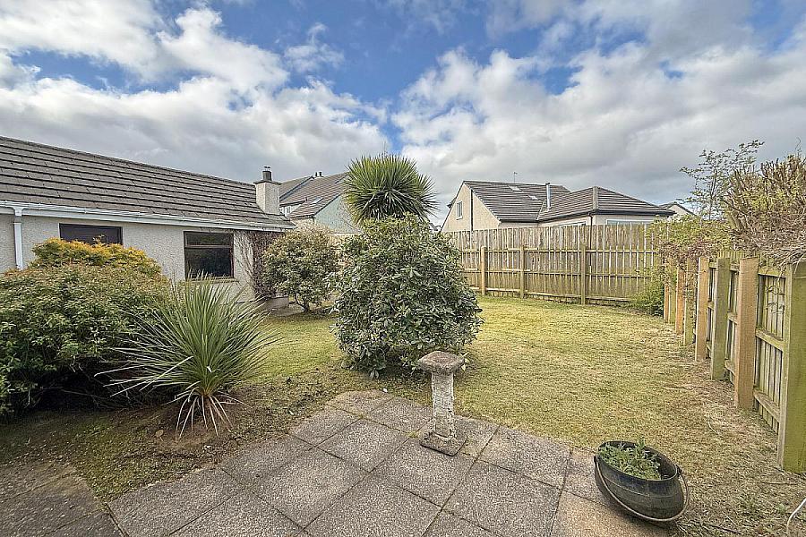 18 Magheramenagh Gardens