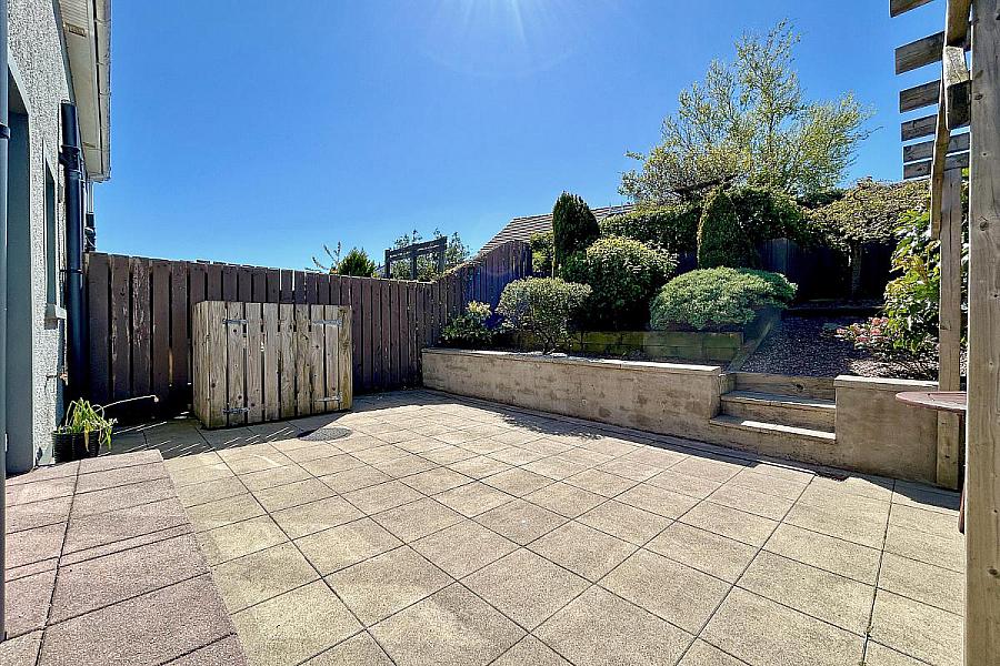 3 Eagry Gardens