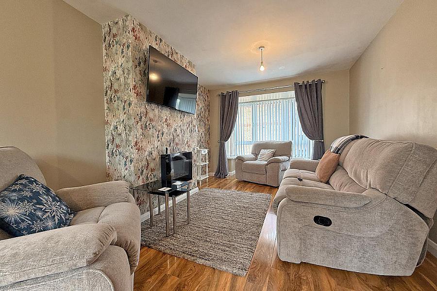 5 Causeway Court
