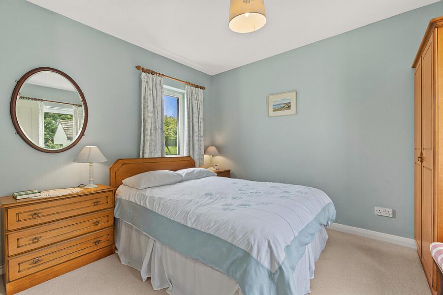 18 Ballaghmore Road