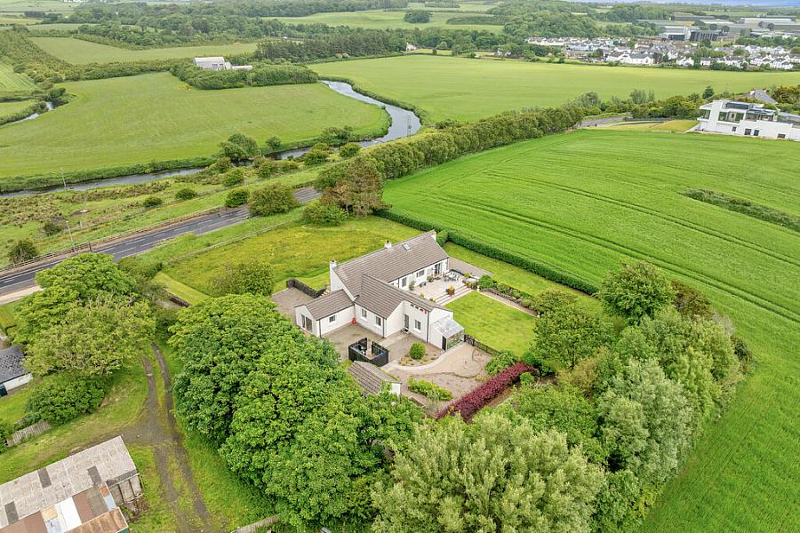 18 Ballaghmore Road