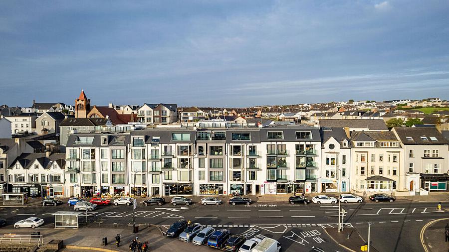 8 The Montagu