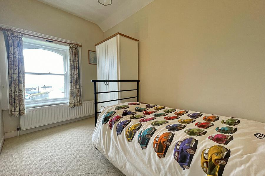 3 Coastguard Cottages