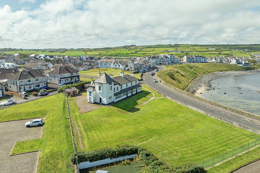 3 Coastguard Cottages