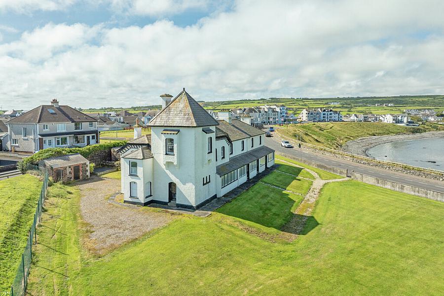 3 Coastguard Cottages